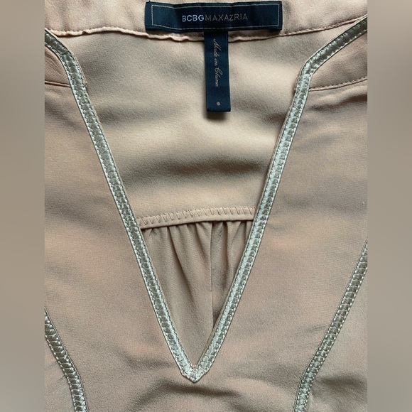 BCBG Maxazria Tunic Blouse SZ Small - Picture 6 of 9